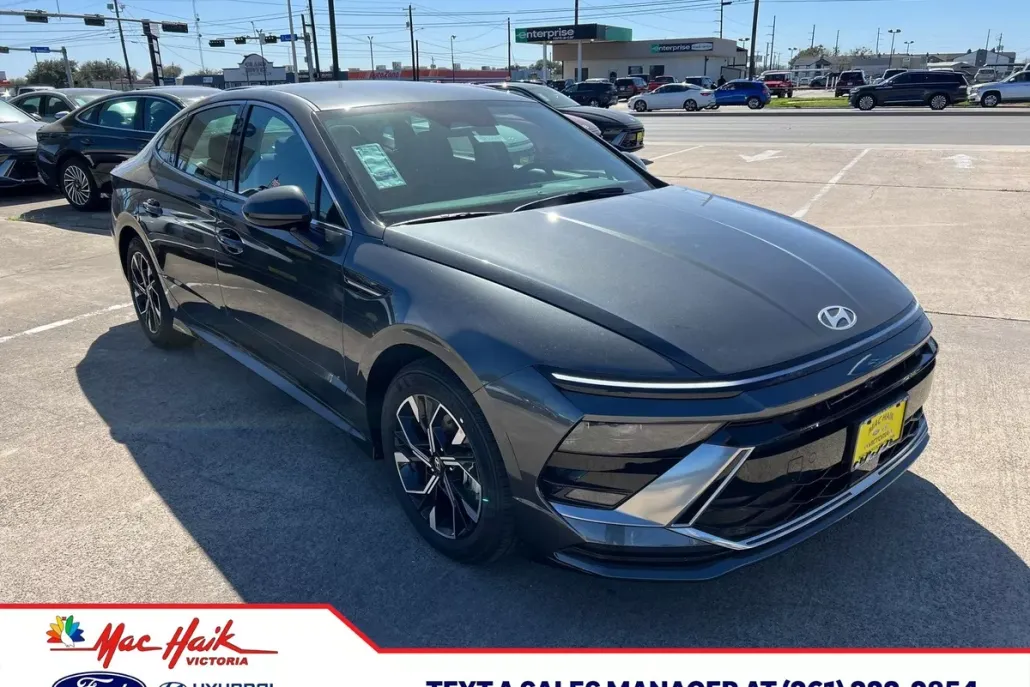 2025 Hyundai Sonata SEL photo 1