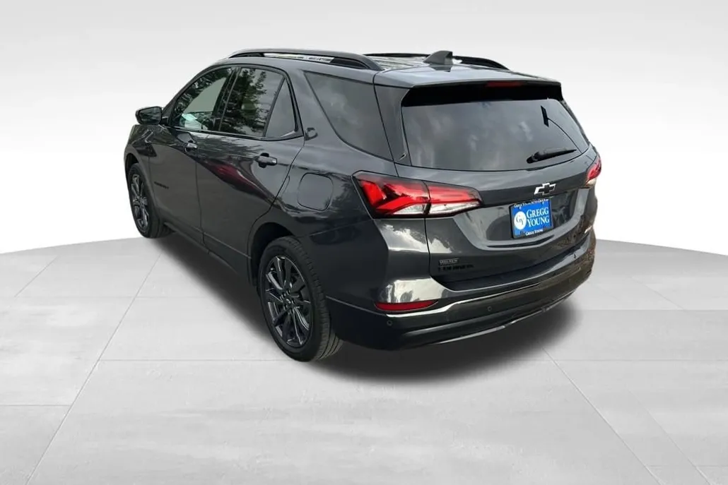 2023 Chevrolet Equinox RS photo 1