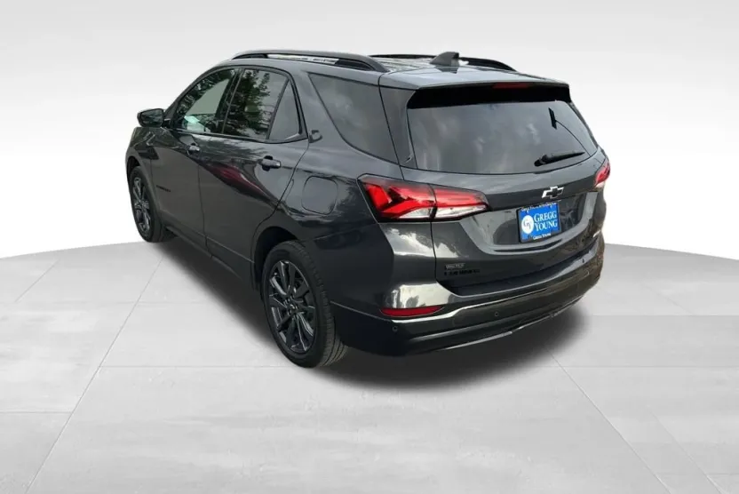 2023 Chevrolet Equinox RS photo 1