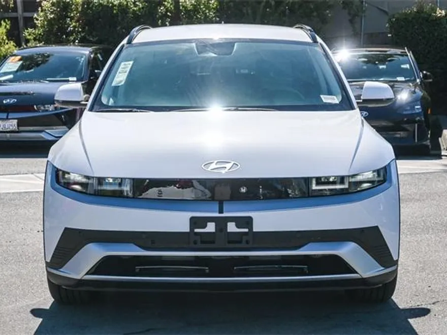 2025 Hyundai Ioniq 5 SEL photo 1