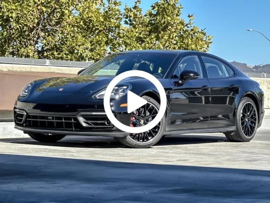2022 Porsche Panamera 4S photo 1