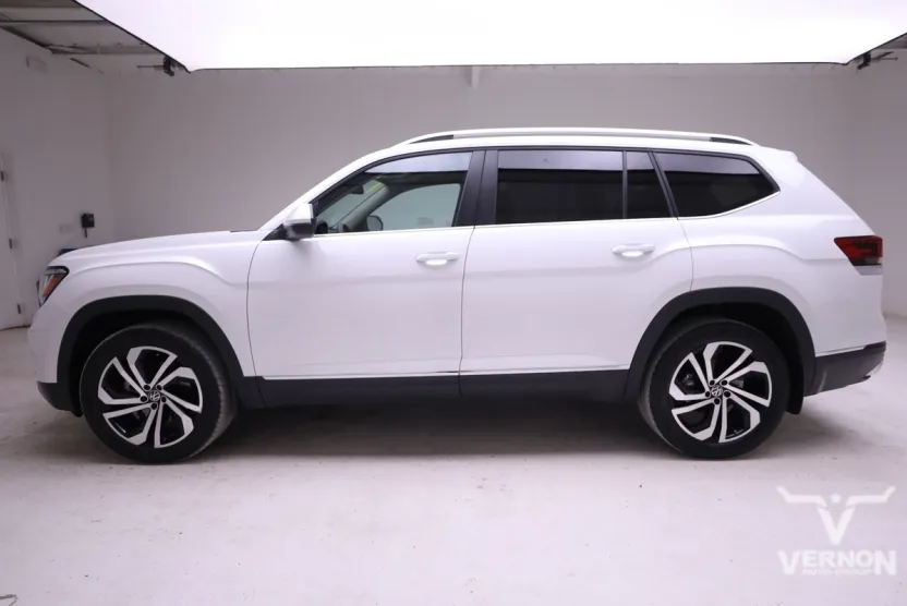 2023 Volkswagen Atlas V6 SEL photo 1