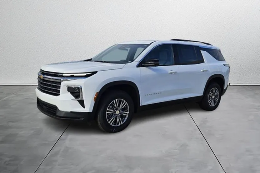 2025 Chevrolet Traverse photo 1