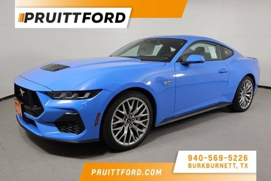 2025 Ford Mustang GT Premium photo 1