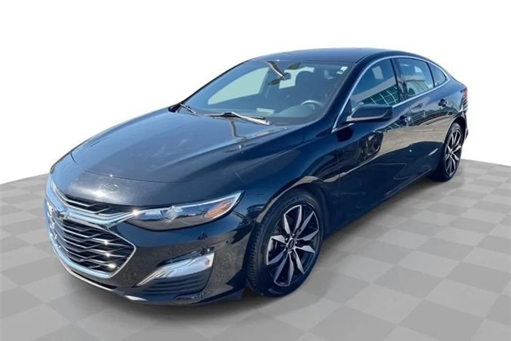 2021 Chevrolet Malibu RS photo 1