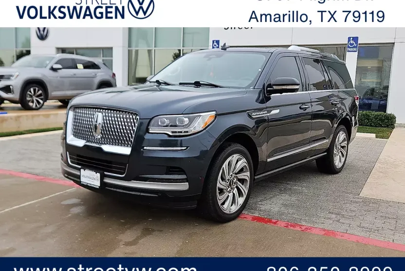 2024 Lincoln Navigator Reserve photo 1