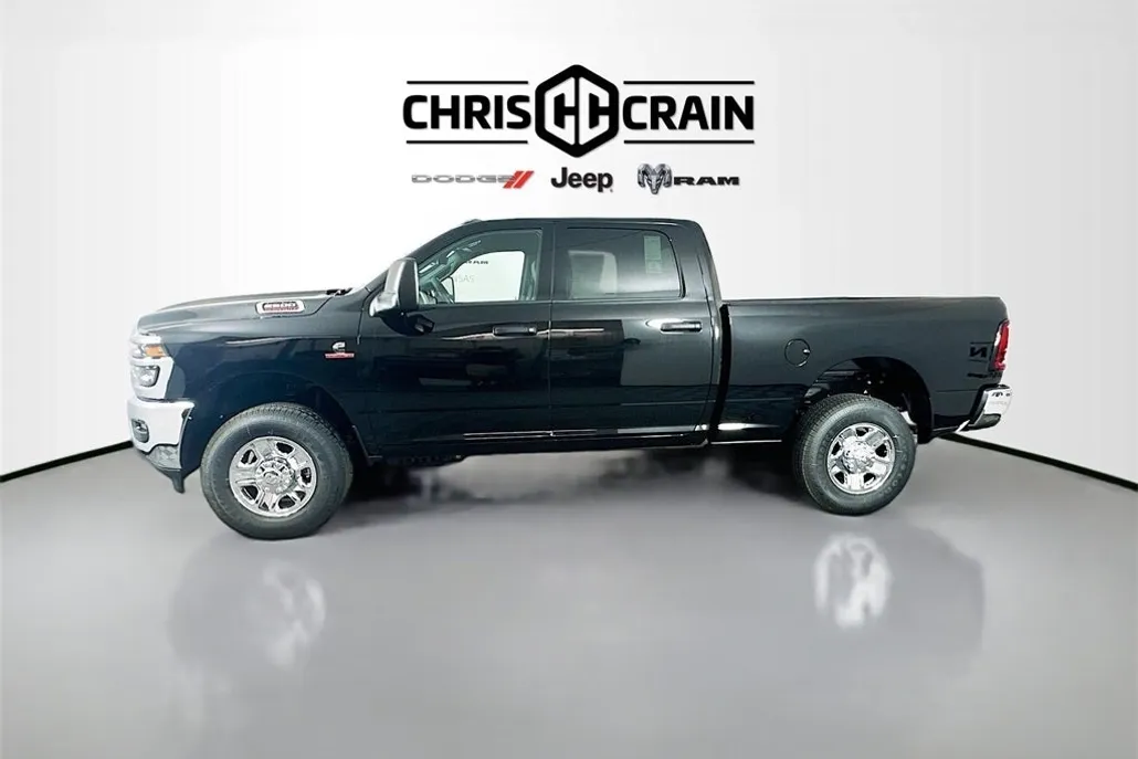 2025 Ram 2500 Tradesman photo 1