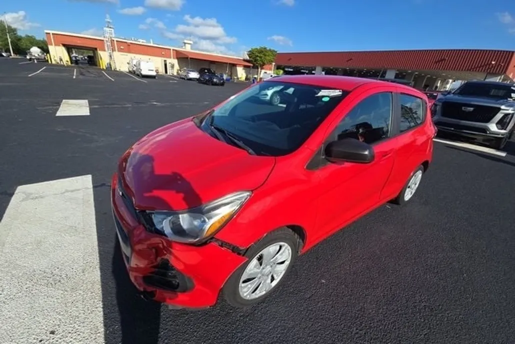 2017 Chevrolet Spark LS photo 1