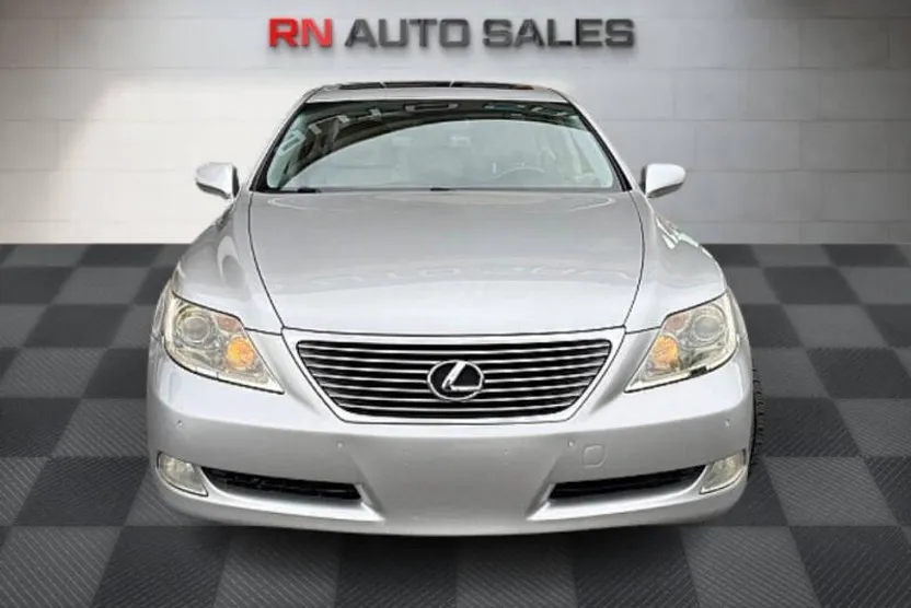 2007 Lexus LS 460 photo 1
