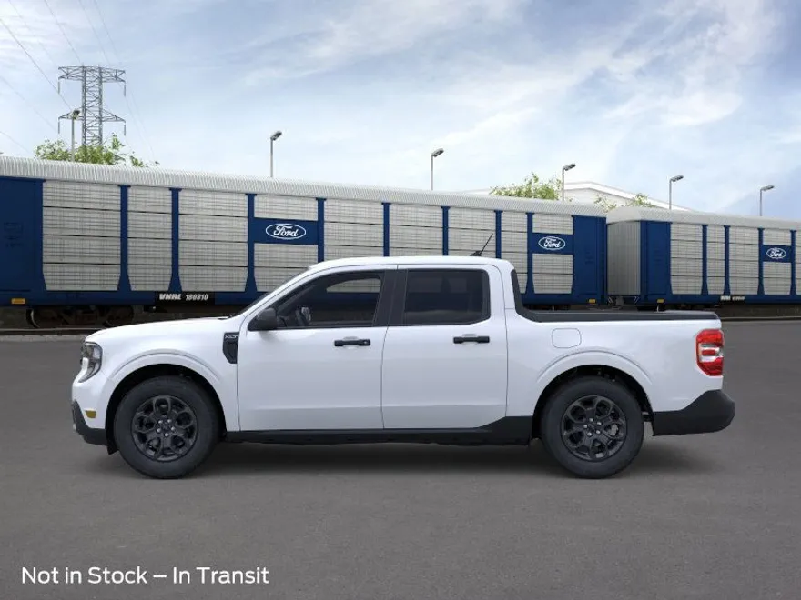 2025 Ford Maverick XLT photo 1