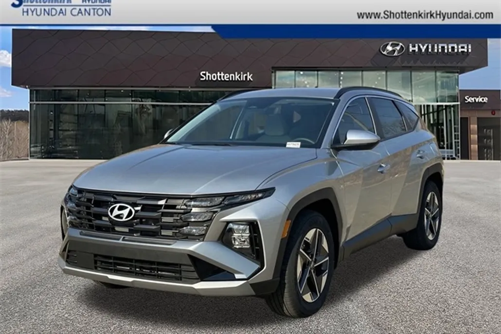 2025 Hyundai Tucson SEL photo 1
