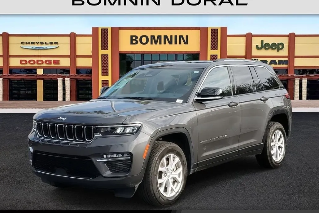 2022 Jeep Grand Cherokee Limited photo 1