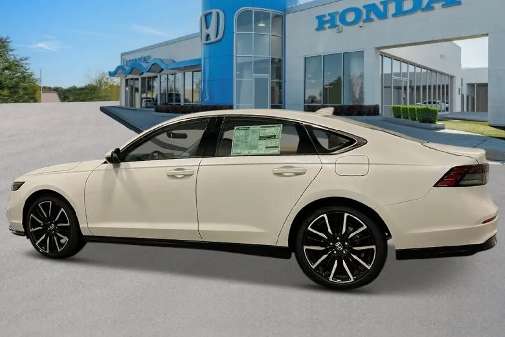 2025 Honda Accord Hybrid Touring photo 1