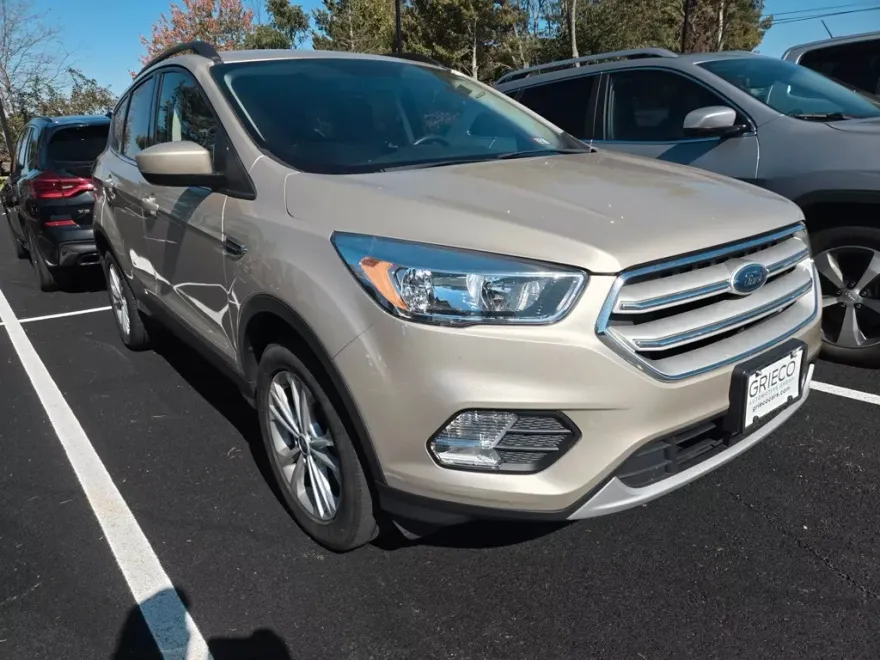 2018 Ford Escape SE photo 1