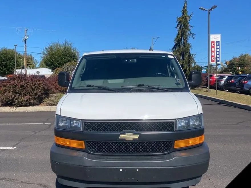 2023 Chevrolet Express 2500 Work Cargo Van photo 1