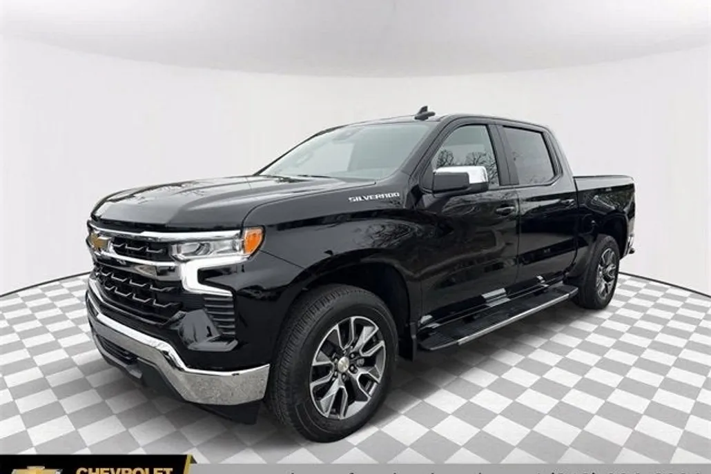 2025 Chevrolet Silverado 1500 LT photo 1