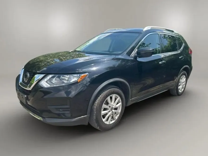 2020 Nissan Rogue SV photo 1