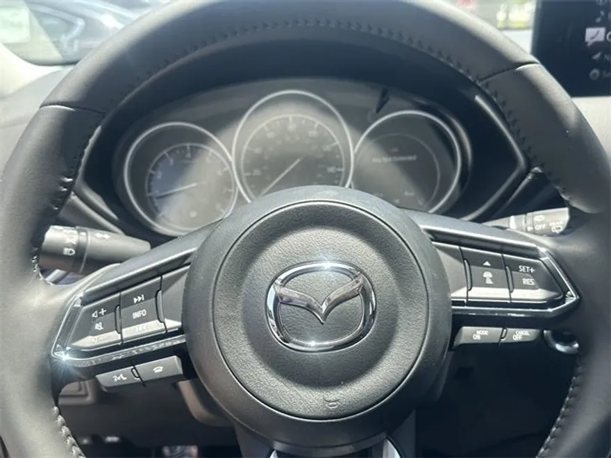 2025 Mazda CX-5 2.5 Select photo 17