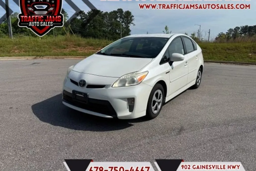 2014 Toyota Prius Four photo 1