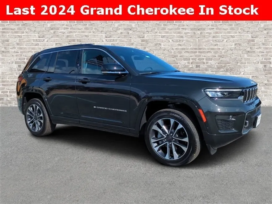 2024 Jeep Grand Cherokee Overland photo 1