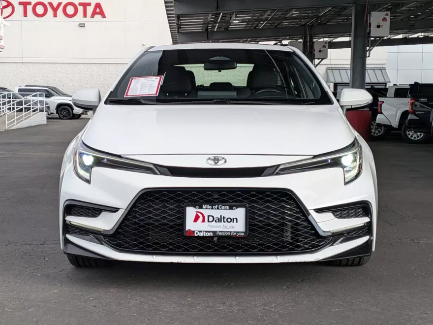 2024 Toyota Corolla SE Premium photo 1