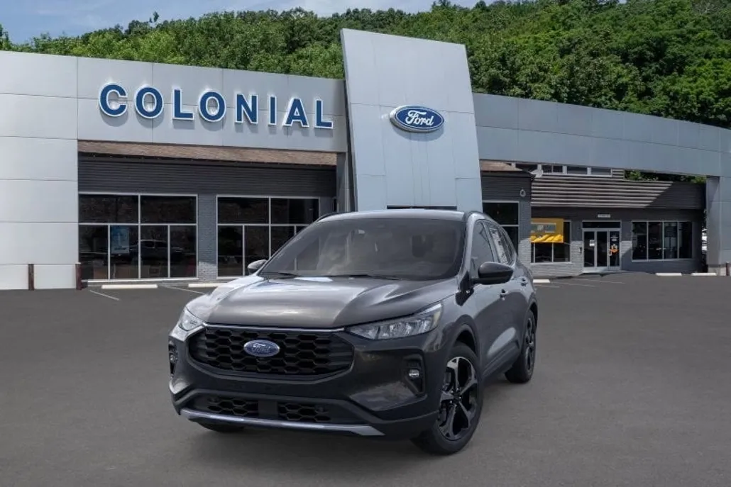 2025 Ford Escape Hybrid ST-Line Select photo 1