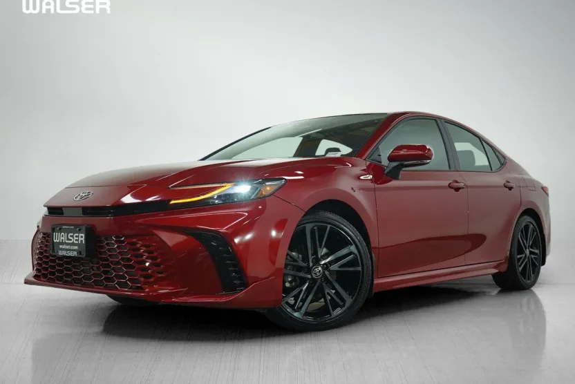 2025 Toyota Camry XSE photo 1