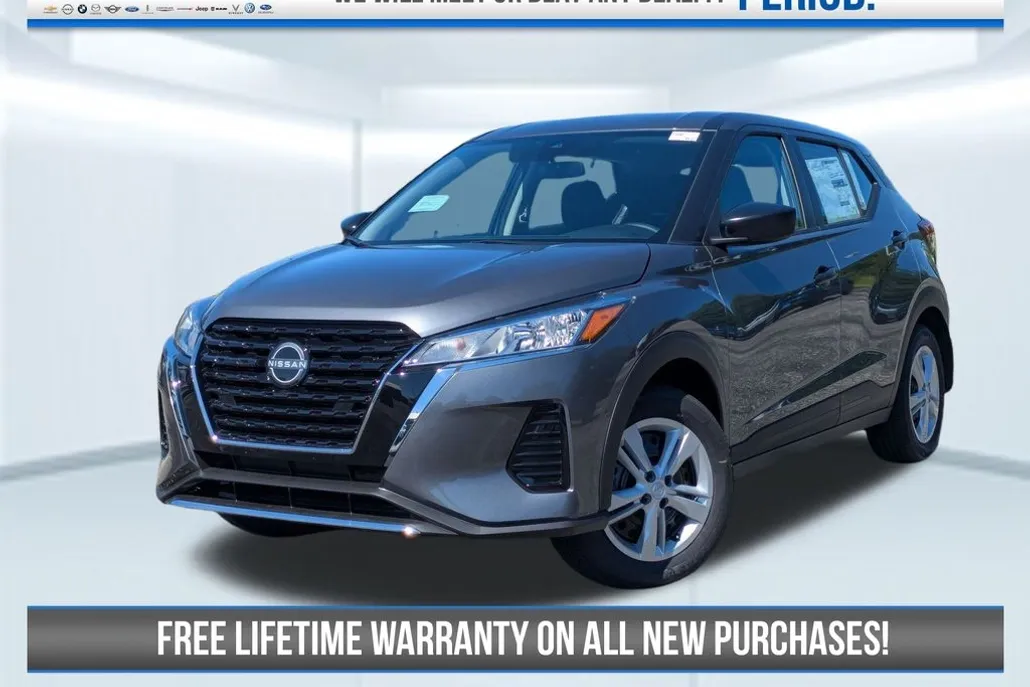 2025 Nissan Kicks Play S photo 1