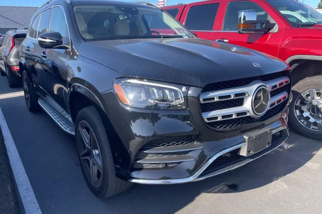 2023 Mercedes Benz GLS 450 4MATIC photo 1