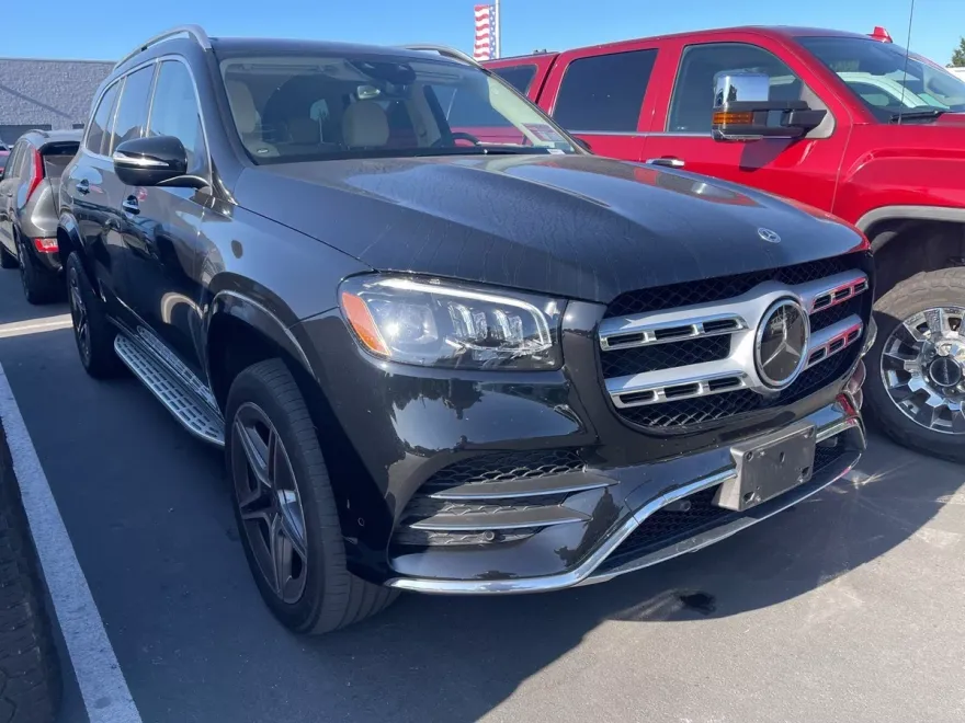 2023 Mercedes Benz GLS 450 4MATIC photo 1