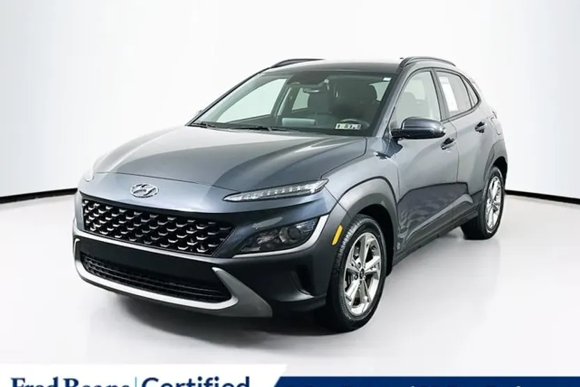 2022 Hyundai Kona SEL photo 1