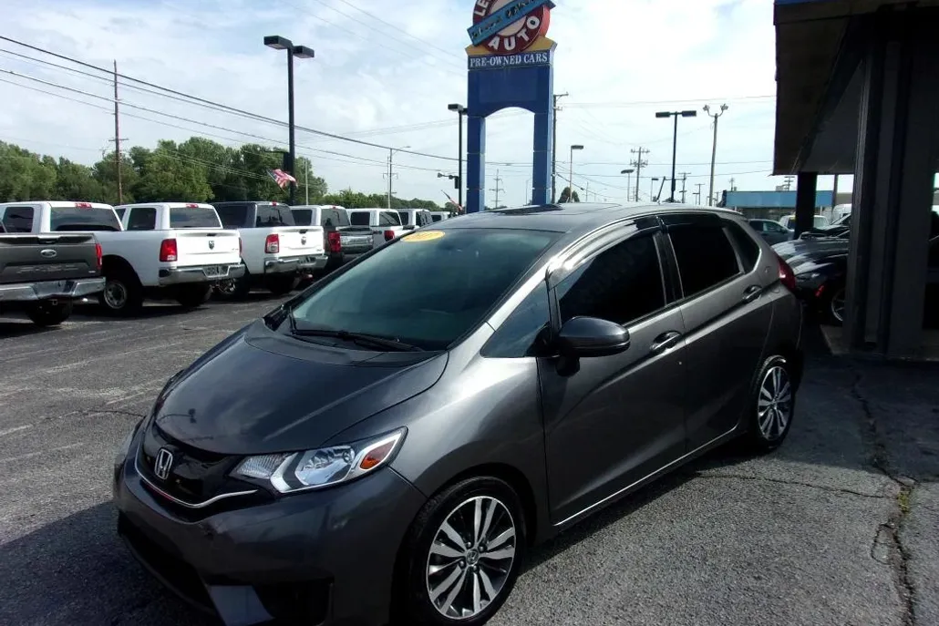 2017 Honda Fit EX photo 1