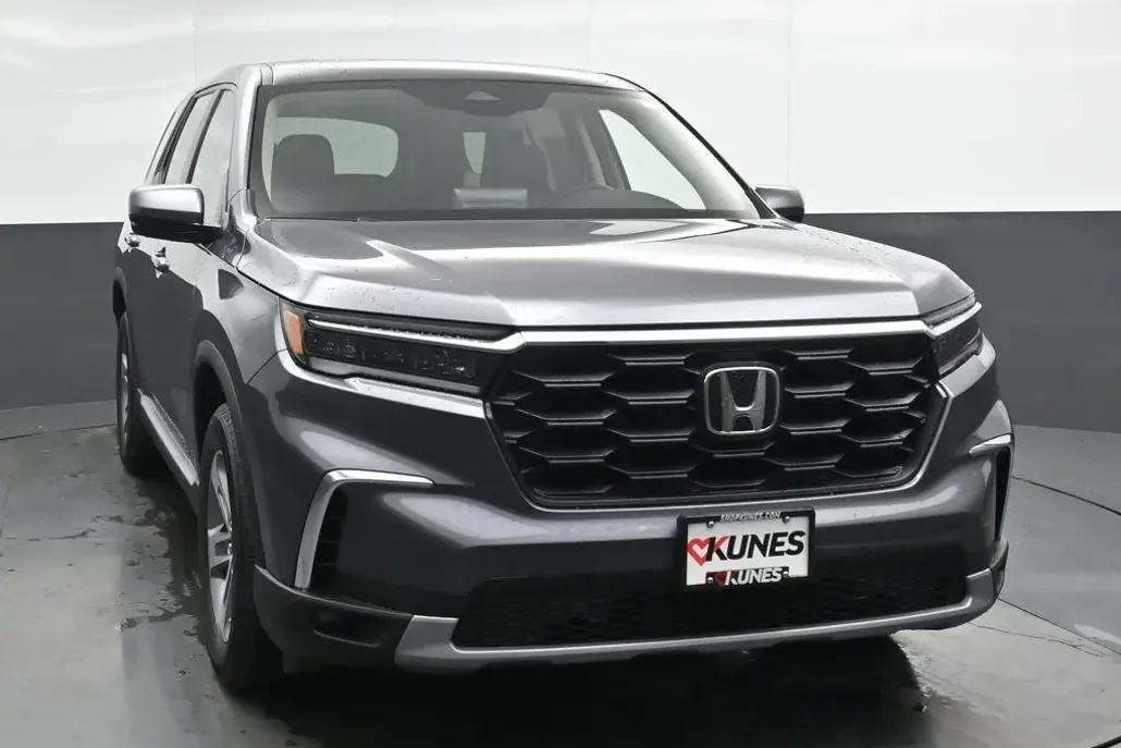 2025 Honda Pilot EX-L photo 1