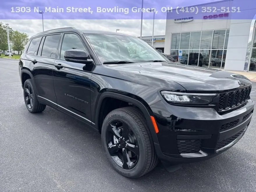2025 Jeep Grand Cherokee Altitude photo 1