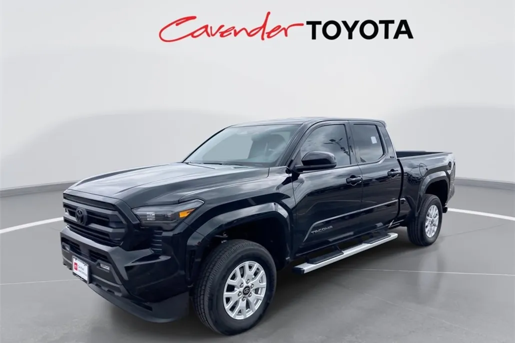 2025 Toyota Tacoma SR5 photo 1