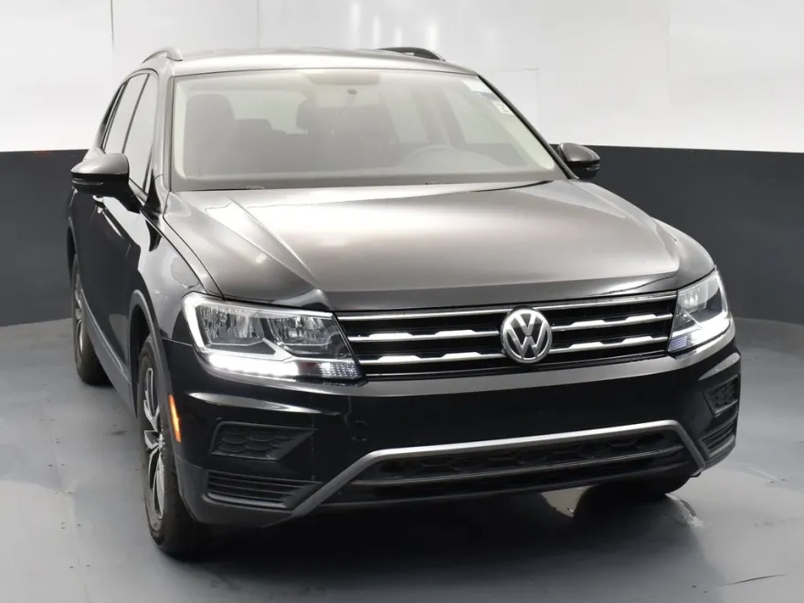 2021 Volkswagen Tiguan S photo 1