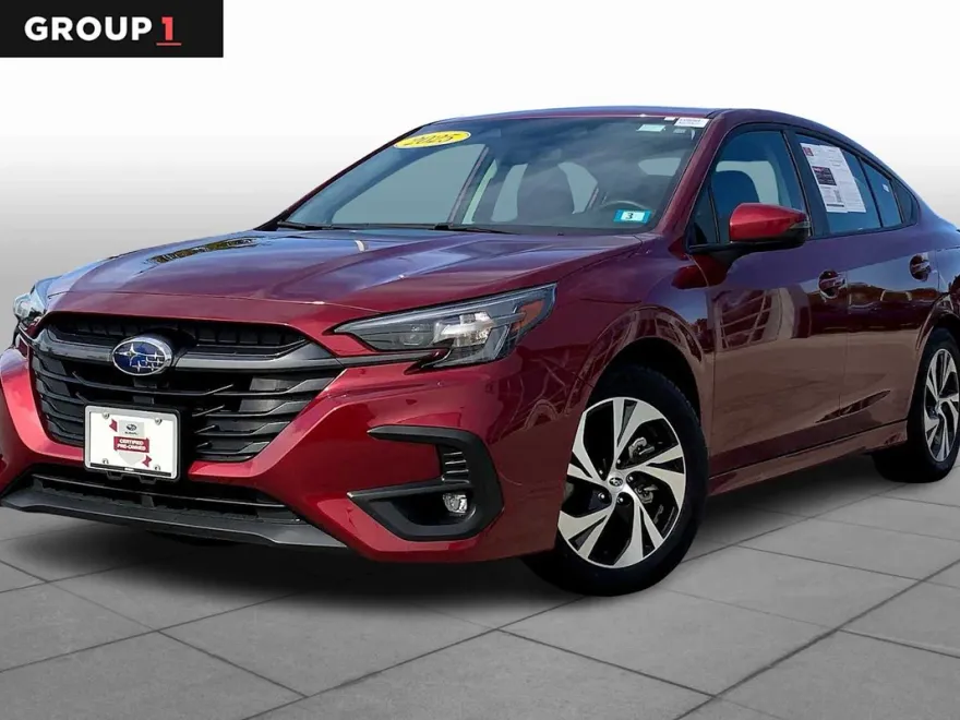 2025 Subaru Legacy Premium photo 1