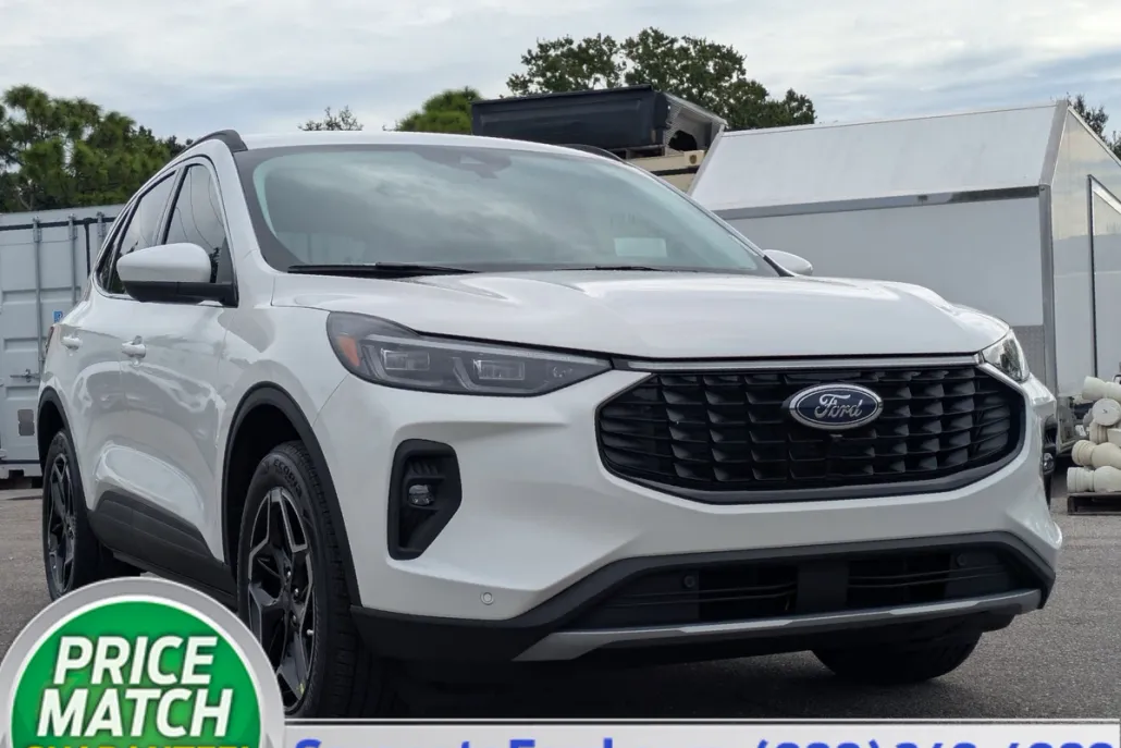 2026 Ford Escape Hybrid Platinum photo 1