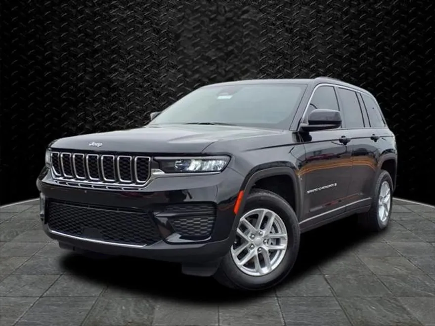 2024 Jeep Grand Cherokee Laredo X photo 1