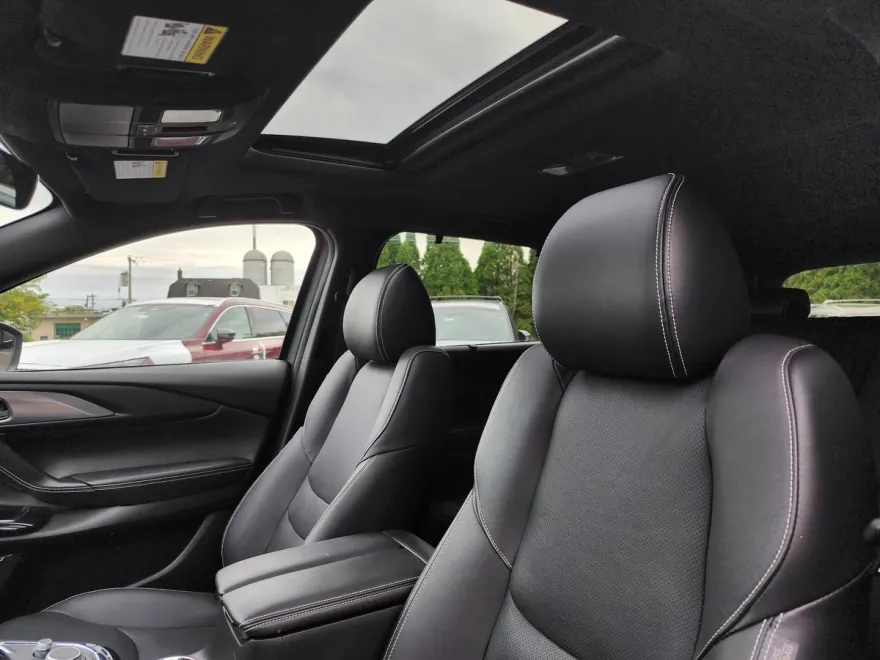 2022 Mazda CX-9 Grand Touring photo 1