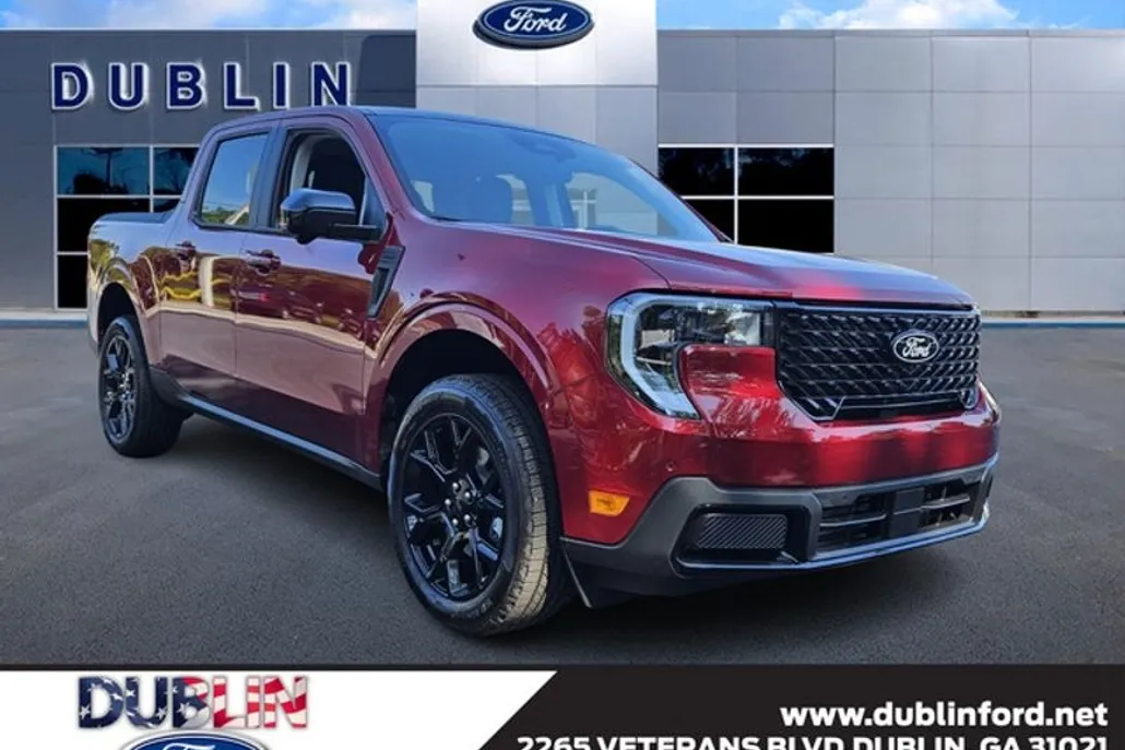 2025 Ford Maverick Lariat photo 1
