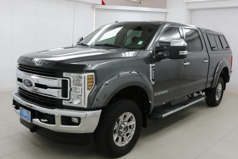 2019 Ford F-350 XLT photo 1