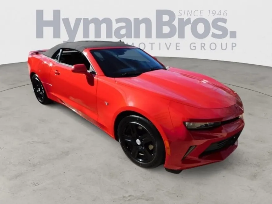 2017 Chevrolet Camaro 1LT photo 1