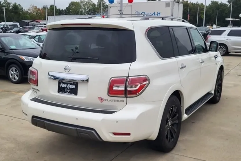 2019 Nissan Armada Platinum photo 1