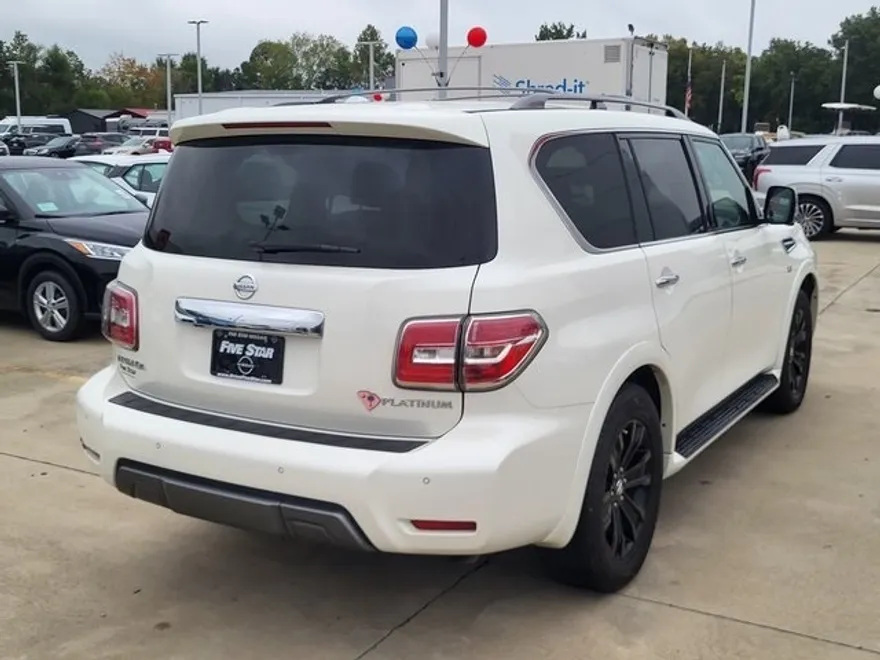 2019 Nissan Armada Platinum photo 1