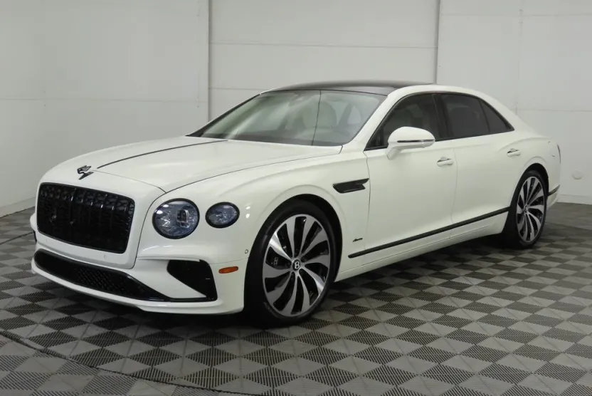 2026 Bentley Flying Spur Azure photo 1