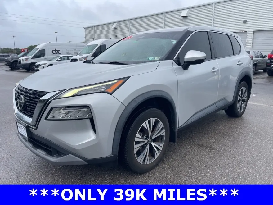 2021 Nissan Rogue SV photo 1