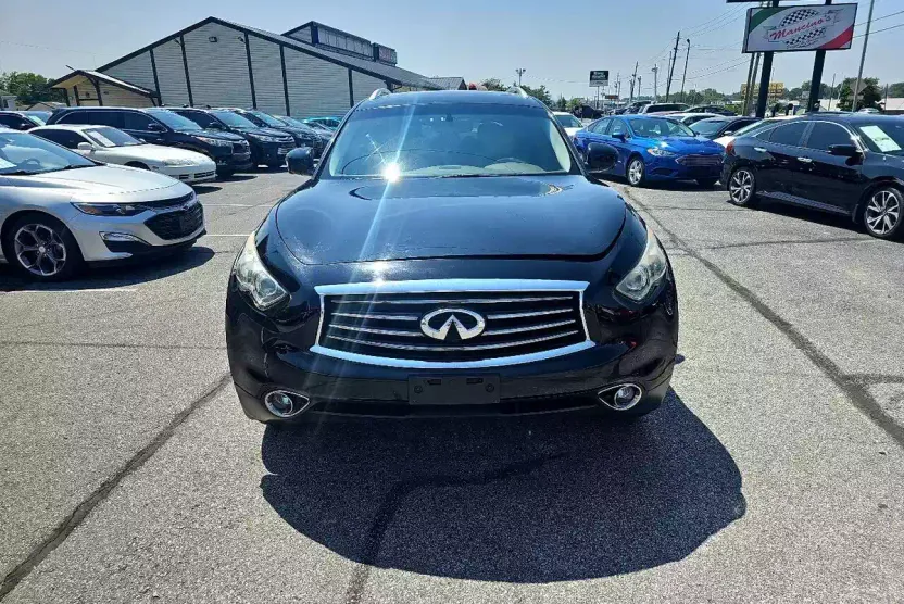 2013 Infiniti FX37 photo 1