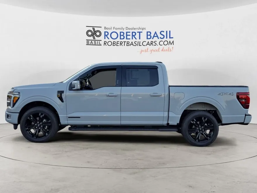 2024 Ford F-150 Lariat photo 1