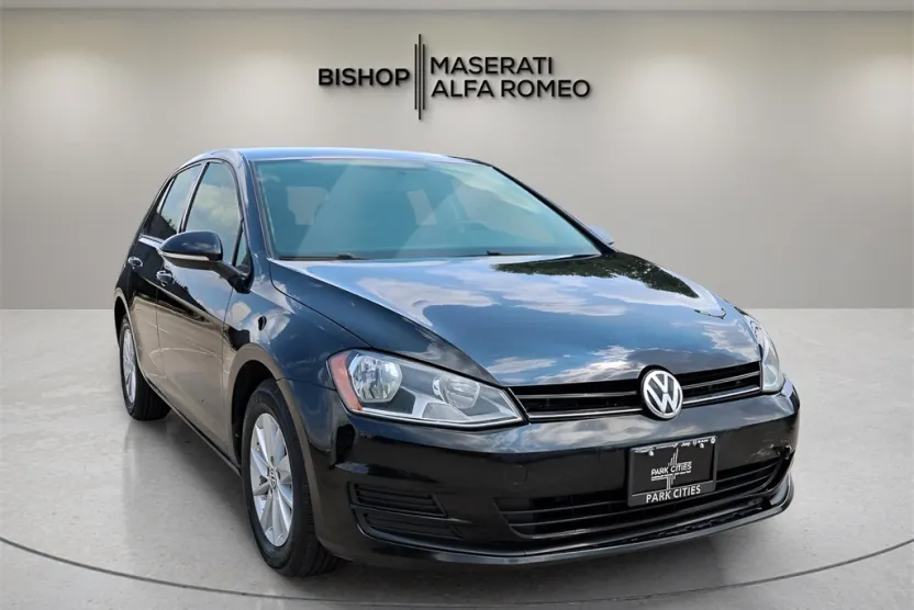 2017 Volkswagen Golf Wolfsburg Edition photo 1